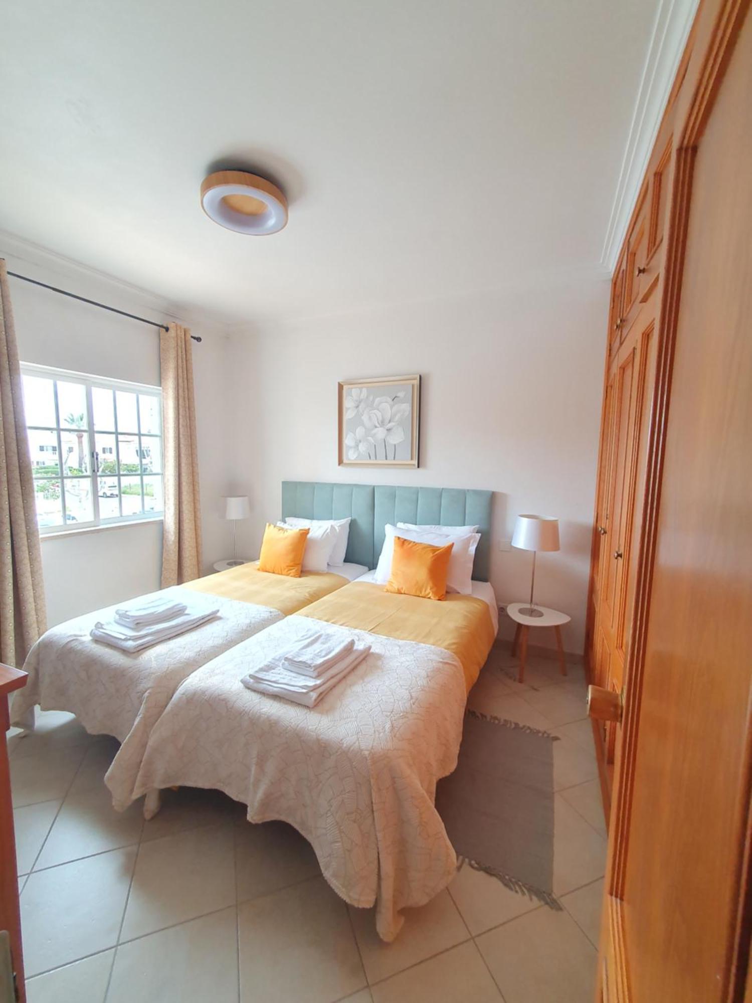 Vila Apartamentos Estrela Lagos Ngoại thất bức ảnh